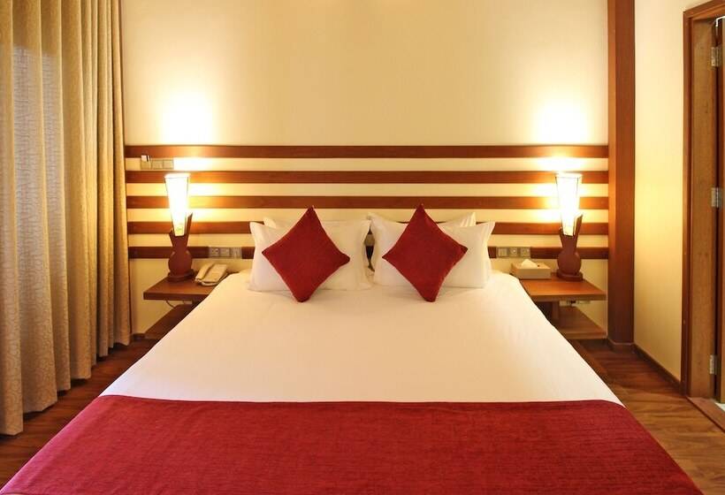 اتاق سوپریور با چشم‌انداز باغ, Araamu Hotels Maldives At Dhiffushi