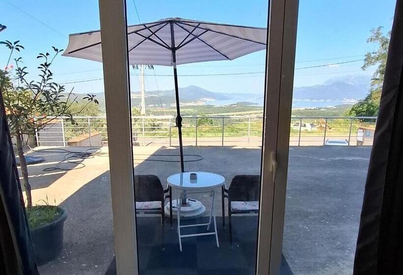 استودیوی استاندارد, Guest House Vila Vedesa