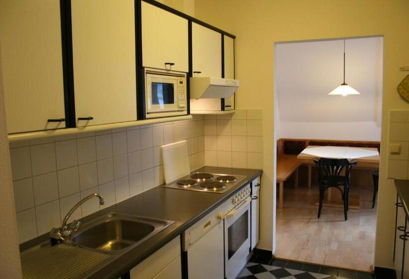 Apartamento 2 Quartos, Romantik Residenz   Dependance