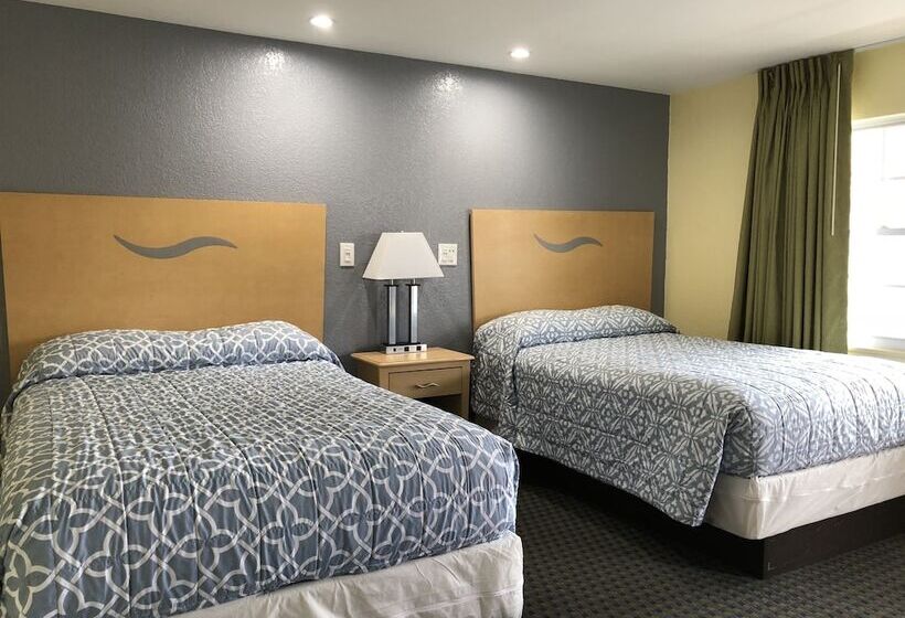 디럭스 룸, Chisholms Motor Inn