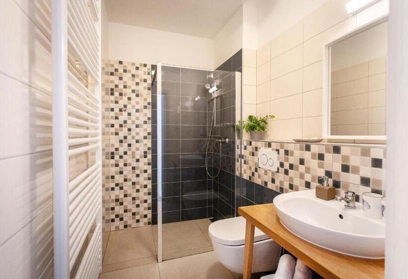 Номер Стандарт Трехместный, Penzion Labska Marina