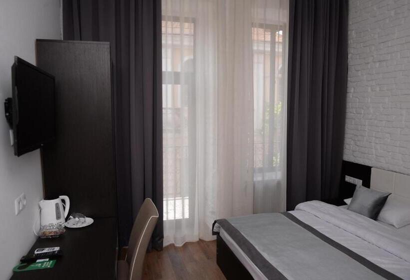 اتاق استاندارد با بالکن, Guest House Gantiadi