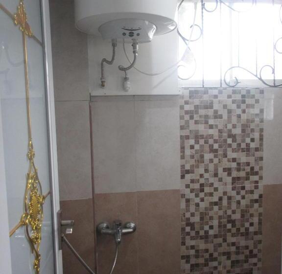 Номер Стандарт Совместная Ванная, Mjr Ticketing Guest House