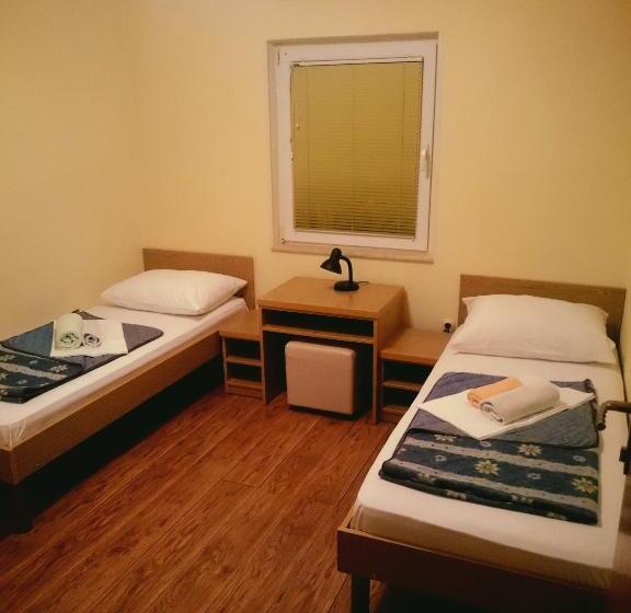 اتاق استاندارد, Guesthouse Tatjana