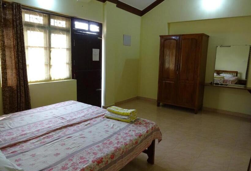 带阳台的豪华间, Lobo S Guesthouse