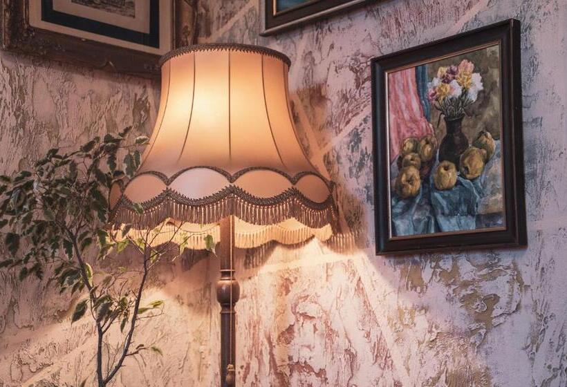 اتاق استاندارد چهارنفره با سرویس بهداشتی مشترک, Guest House Malkia Inter