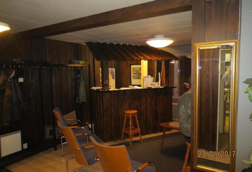 Apartamento 1 Quarto Vista Jardim, Huoneistohotelli Jokikeskus