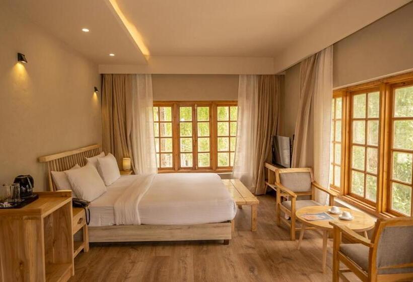 اتاق استاندارد با تخت بزرگ, The Silk Route Ladakh