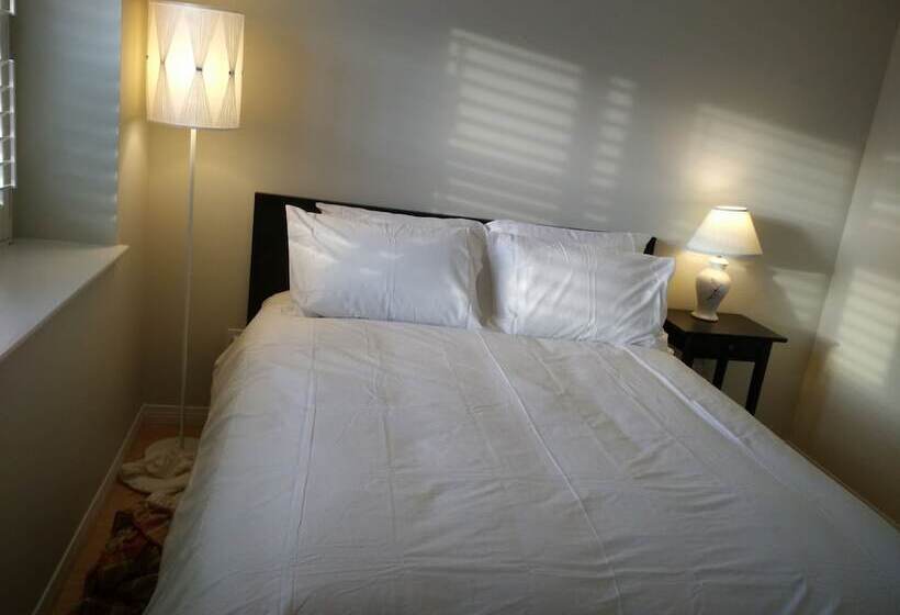 带共用浴室的标准房间, Marpole Guest House