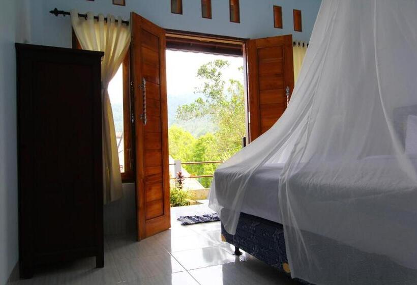 غرفة قياسية مطلة على الجبل, Adila Warung And Homestay