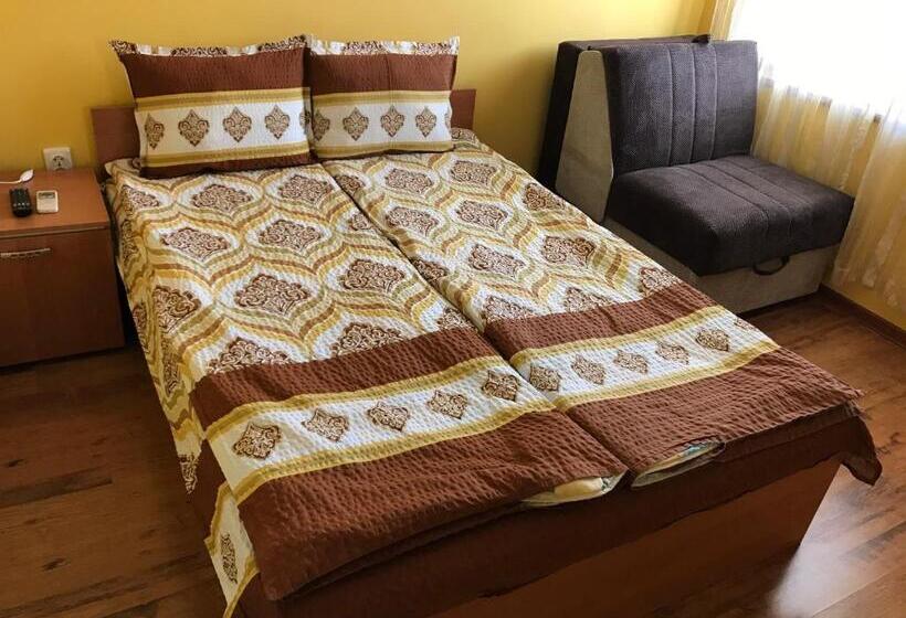 带3个卧室的别墅, Guesthouse Elena