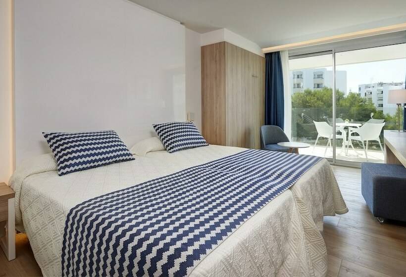 Номер Стандарт Вид на Бассейн, Hipotels Bahia Cala Millor - Adults Only