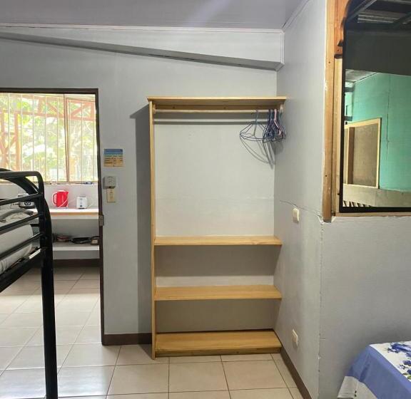Семейный Номер, Blue Morpho House B&b