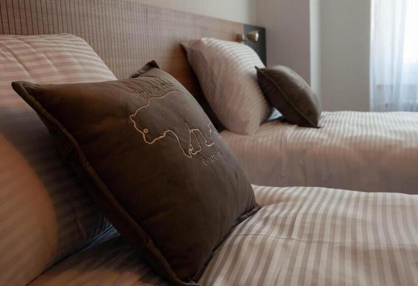 Номер Стандарт, Hôtel De L Ours
