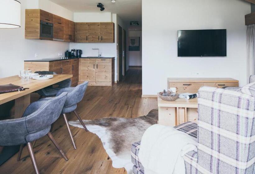 Семейные Апартаменты, Pur Suites & Chalets