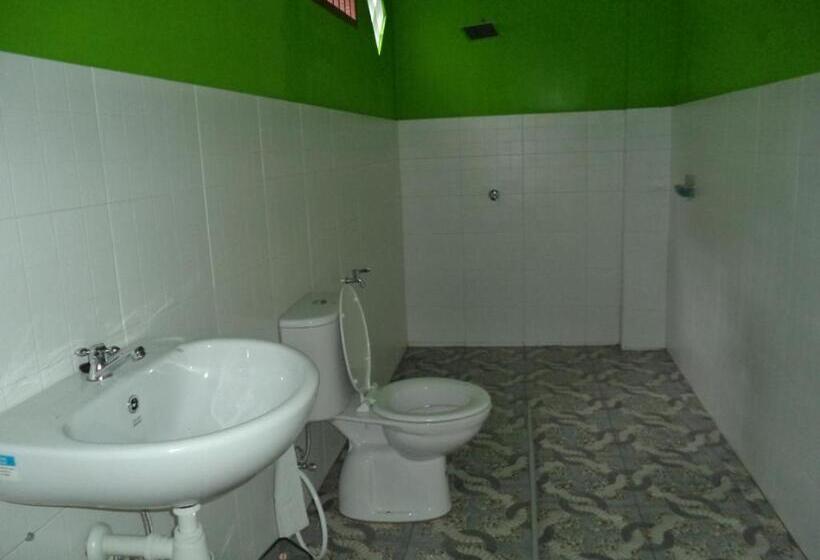 اتاق خانوادگی, Ida Guest House & Jungle Trekking