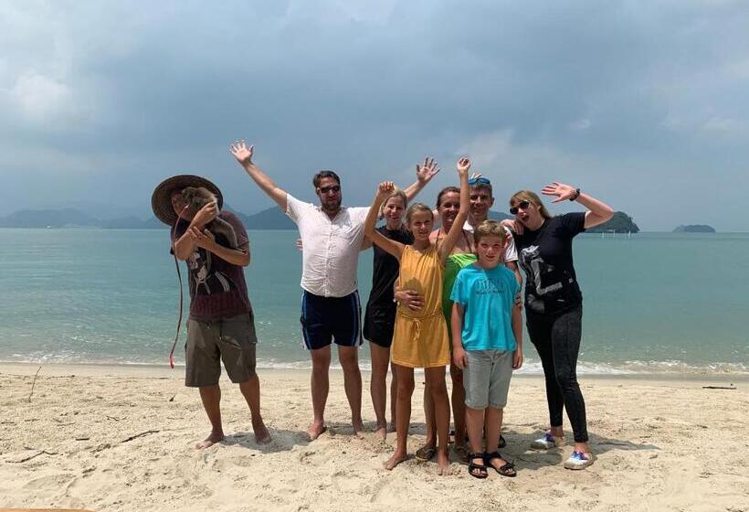 بنجلو قياسى, Wild Pasir Panjang
