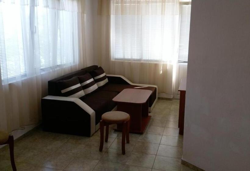 استودیوی استاندارد, Guest House Krasi