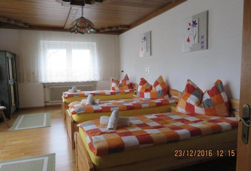 Номер Стандарт Трехместный, Haus Berta