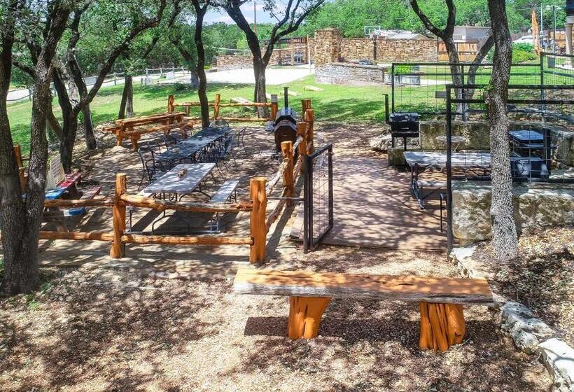 1 Bedroom Apartment Lake View, Canyon Lake Condos At Stillwater Ranch