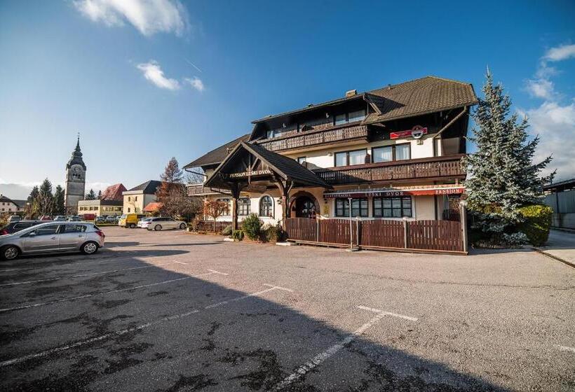 اتاق استاندارد با بالکن, Guesthouse Leski Dvor