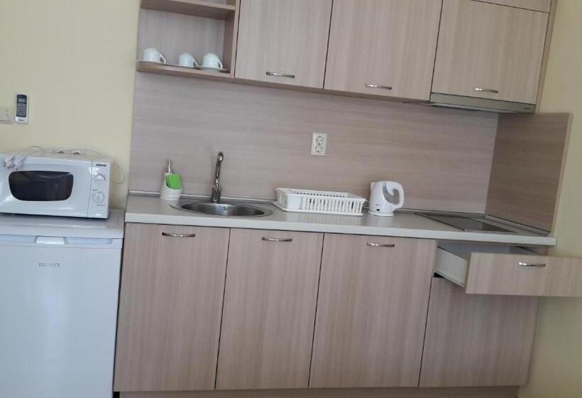 标准间, Stephanovy Guest House