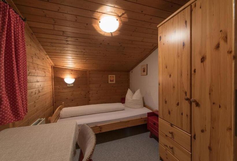 3 Bedroom Suite, Gasthof Zur Traube