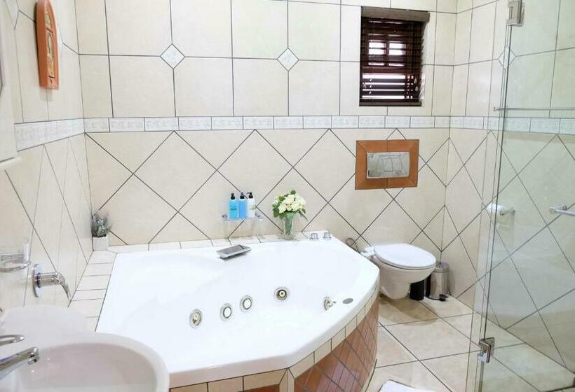 이그제큐티브 스위트, Waterkloof Guest House