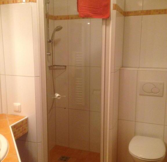 Standard Room, Peterwirt