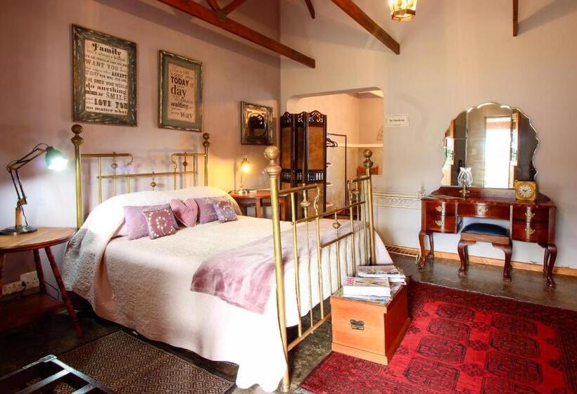 اتاق استاندارد سه نفره, Lentelus Guesthouse