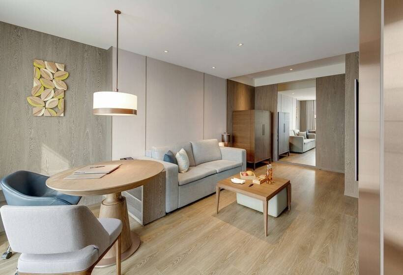 سوییت, Doubletree By Hilton Taipei Zhongshan