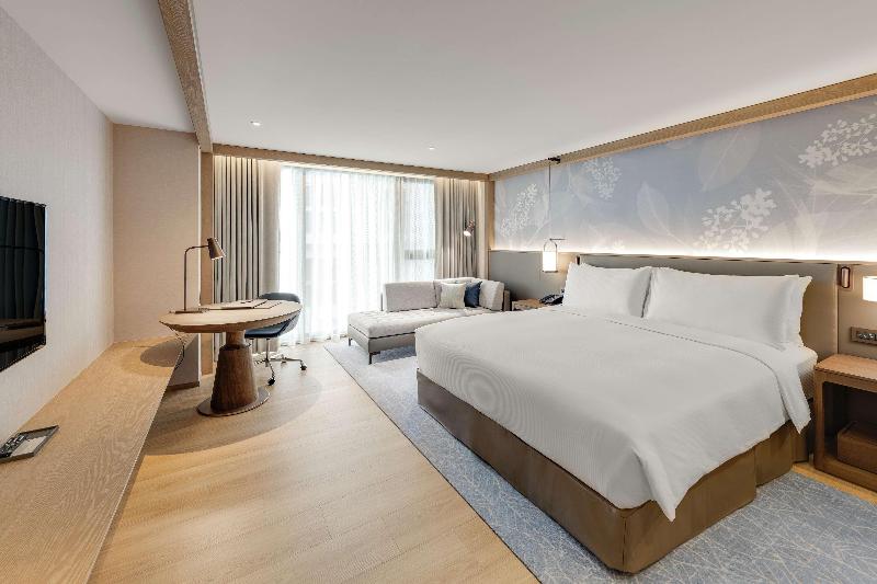 اتاق استاندارد با تخت بزرگ, Doubletree By Hilton Taipei Zhongshan