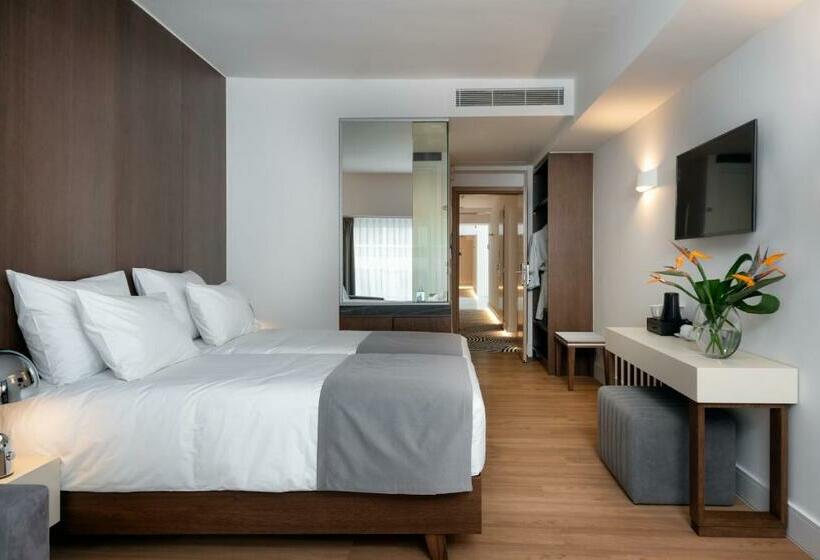 Номер Deluxe с Гидромассажем, Elia Ermou Athens