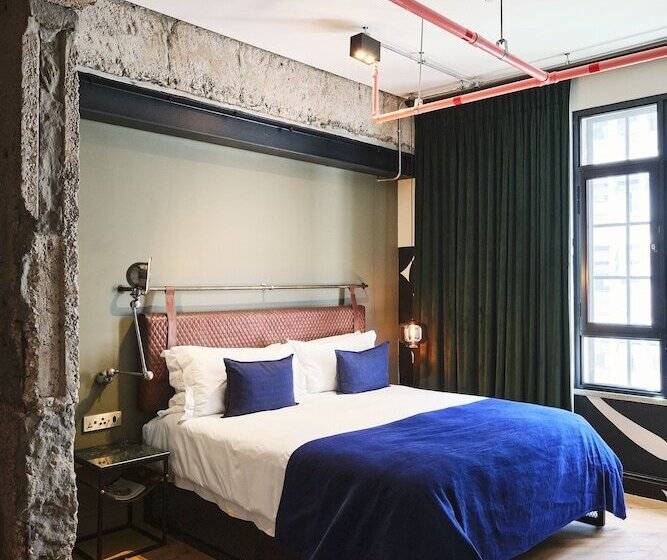 标准工作室, Gorgeous George By Design Hotels ™