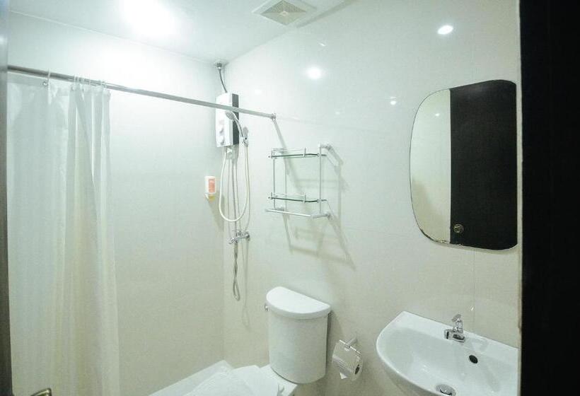 4인용 스탠다드 룸, Sans Hotel At Rana Cebu