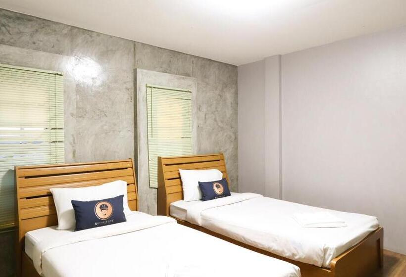 Ekonomiskt Rum, Roomquest Amphawa Vaylasamran