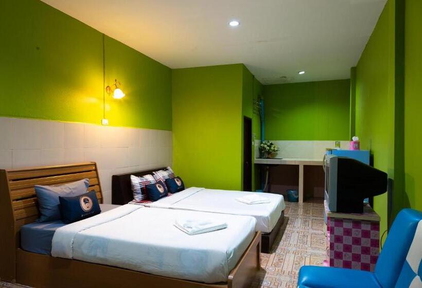 Standard Trippelrum, Roomquest Amphawa Vaylasamran