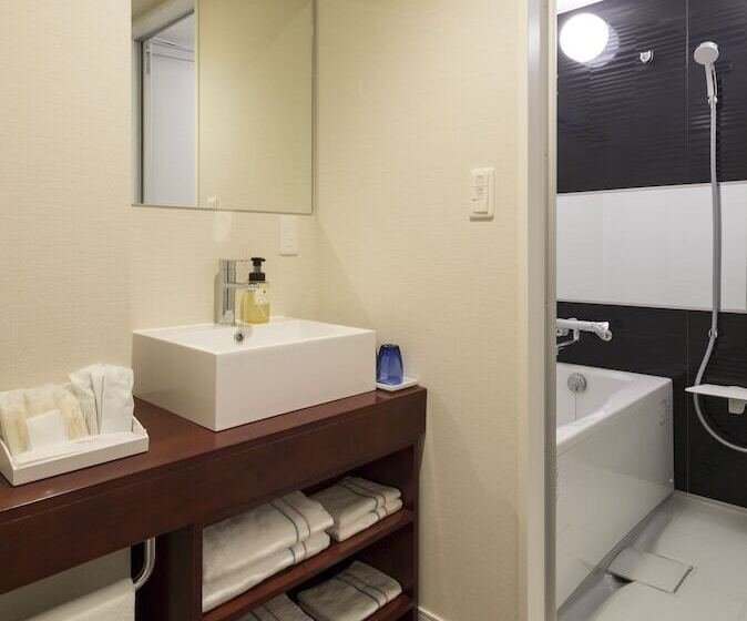 Трехместный Номер Deluxe, Sarasa Hotel Shin Osaka
