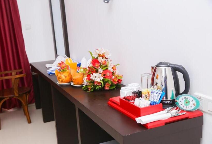 اتاق لوکس با چشم‌انداز دریا, Crystal Resort Dickwella